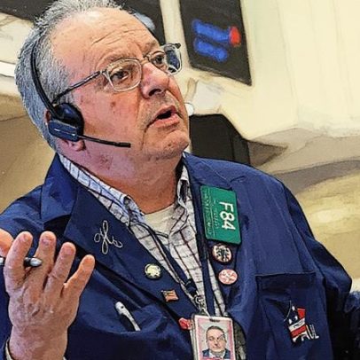 Rendimentos do Tesouro caem enquanto investidores aguardam atas do Fed