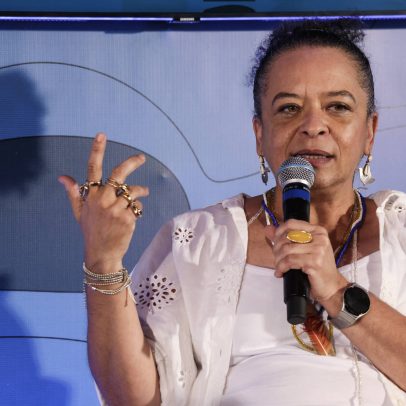 Ana Maria Gonçalves busca entender as falhas na literatura durante a Flip