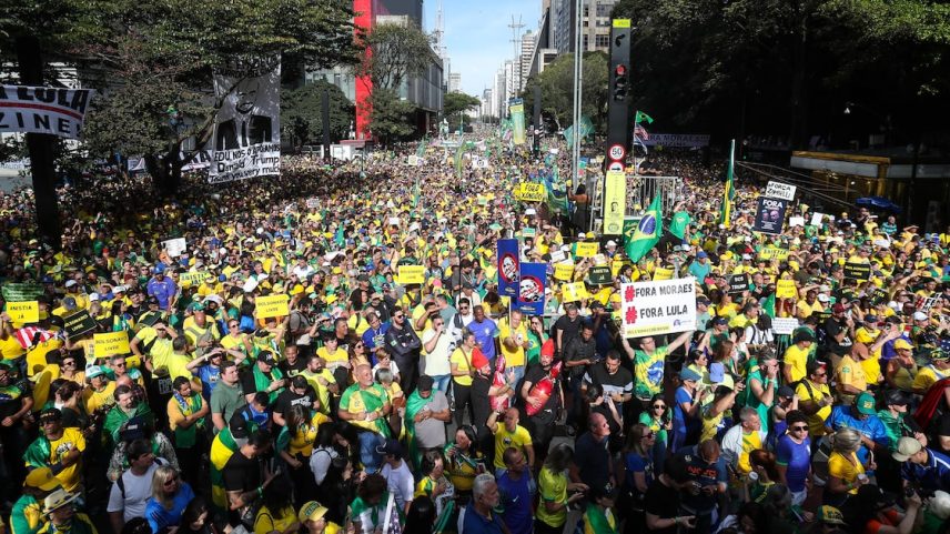 Apoiadores de Jair Bolsonaro estiveram na Avenida Paulista, neste domingo, em ato à favor do ex-presidente (Foto: Felipe Rau/Estadão)