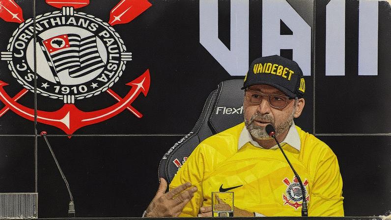 Presidente do Corinthians, Augusto Melo, com boné da casa de apostas online VaideBet (Foto: Rodrigo Coca/Ag. Corinthians)