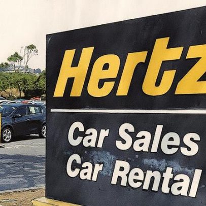 Hertz inicia venda de veículos usados pela Amazon Autos em parceria inovadora