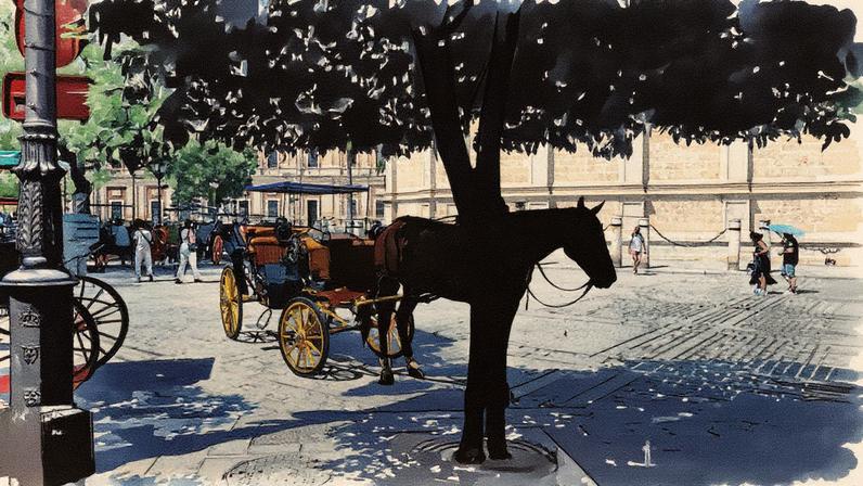 Um coche de caballos apostado bajo una sombra en el centro histórico de Sevilla. (Foto: PACO PUENTES (EL PAÍS))