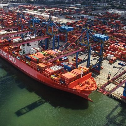 Porto de Santos registra movimento recorde em julho e se prepara para agosto