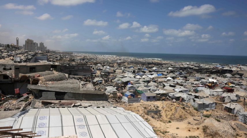 Barracas que abrigam refugiados palestinos na Cidade de Gaza (Foto: Bashar TALEB / AFP)
