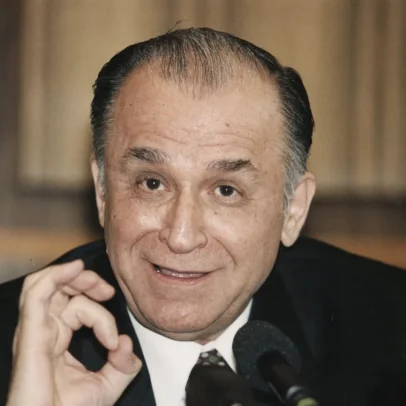 Morre o ex-presidente romeno Ion Iliescu aos 95 anos de idade