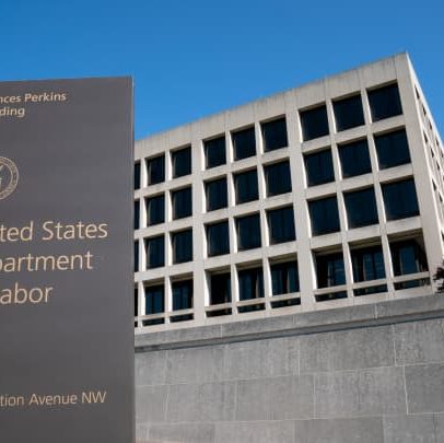 Trump demite chefe de estatísticas após divulgação de dados de emprego decepcionantes