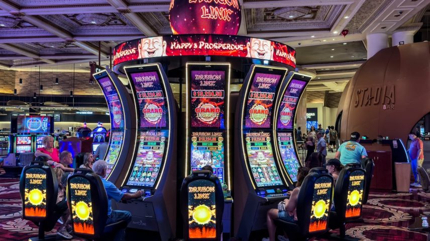 Um cassino em Las Vegas, no dia 29 de maio. (Foto: George Rose/Getty Images)