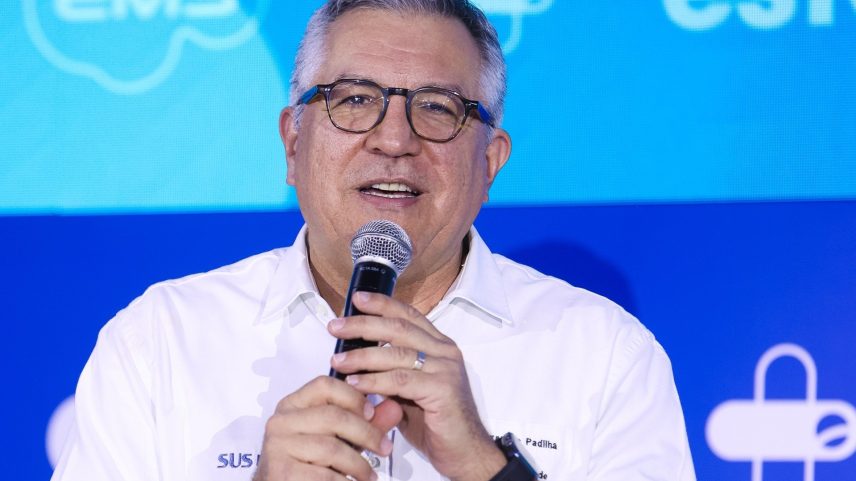 Ministro não descarta buscar cooperação diretamente com empresas de capital norte-americano que querem investir em laboratórios instalados no Brasil (Foto: Esfera Brasil)