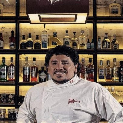 Marco Espinoza inaugura Cantón em Buenos Aires após sucesso em outras capitais