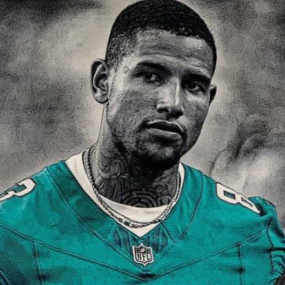 Darren Waller se prepara para a temporada enquanto busca recuperar ritmo em campo