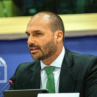 Eduardo Bolsonaro fica de fora das pesquisas presidenciais do PL por motivos desconhecidos