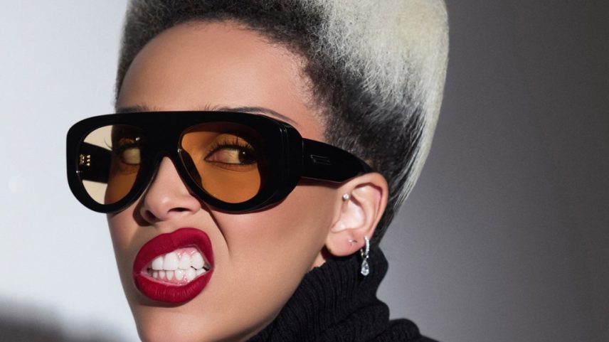 Doja Cat usou suas aulas de francês para revelar a data de lançamento de seu álbum 'Vie', que está marcada para 26 de setembro. (Foto: Reprodução)