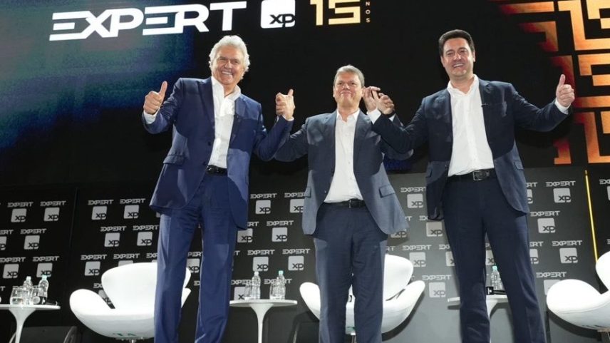 Governadores Ronaldo Caiado (União Brasil-GO), Tarcísio de Freitas (Republicanos-SP) e Ratinho Júnior (PSD-PR), durante a Expert XP 2025 (Foto: Divulgação)