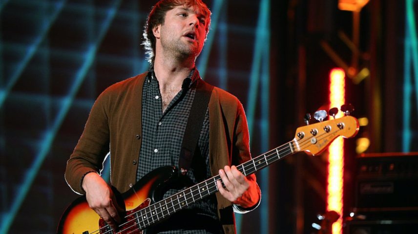 Ex-baixista do Maroon 5 é acusado de violência doméstica (Foto: AFP)