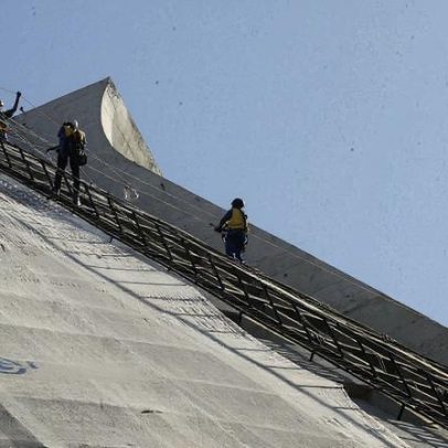 Catedral Metropolitana do Rio inicia restauração histórica após décadas sem reformas