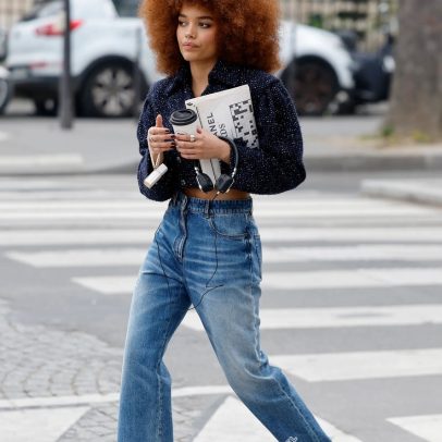 Jeans e salto baixo: 8 dicas do street style para arrasar no look