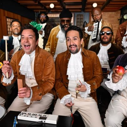 Lin-Manuel Miranda e Jimmy Fallon apresentam medley de ‘Hamilton’ com instrumentos de brinquedo