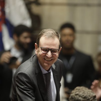 Paes reafirma compromisso com a prefeitura e muda tom sobre 2026