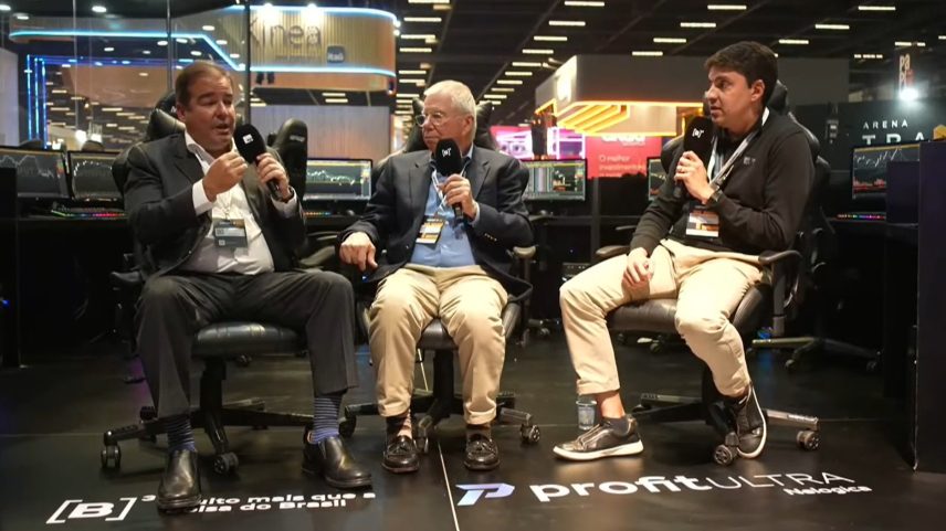 Flávio Lemos, John Bollinger e Raphael Figueredo participaram da Expert XP. (Foto: Reprodução You Tube Arena Trader)