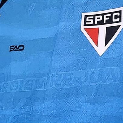 São Paulo homenageia jogador uruguaio falecido com nova camisa em 2024