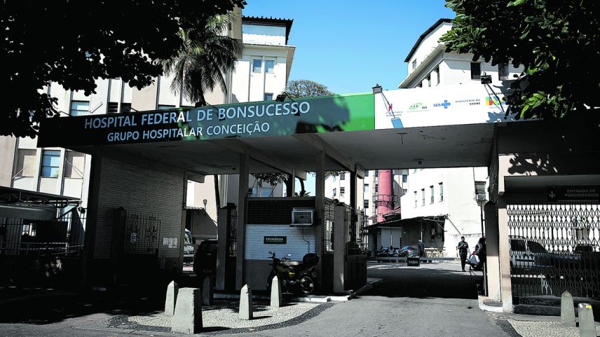 Entrada do Hospital Federal de Bonsucesso (Foto: Fabiano Rocha)