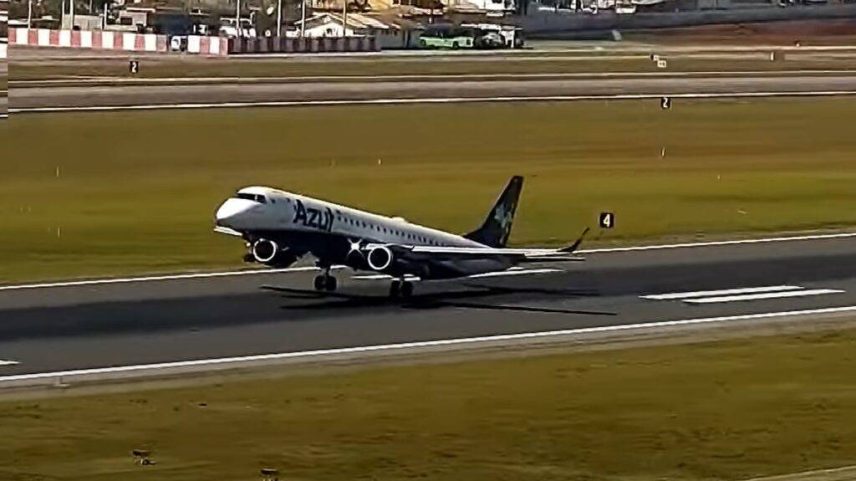 Avião da Azul decola do aeroporto de Congonhas (Foto: Canal Golf Oscar Romeo)