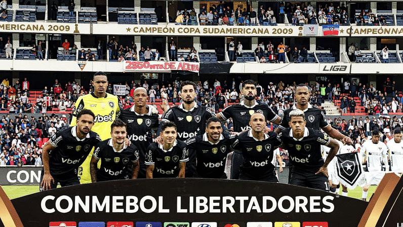 Botafogo foi eliminado da Libertadores nas oitavas de final (Foto: Vítor Silva)