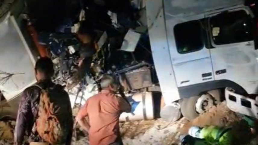 Acidente entre ônibus e carreta deixa 11 mortos e mais de 40 feridos no MT (Foto: Reprodução/g1)