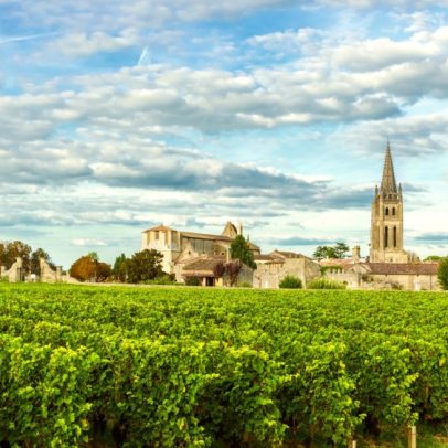 Descubra 15 vinhos da margem direita de Bordeaux por menos de 15 euros