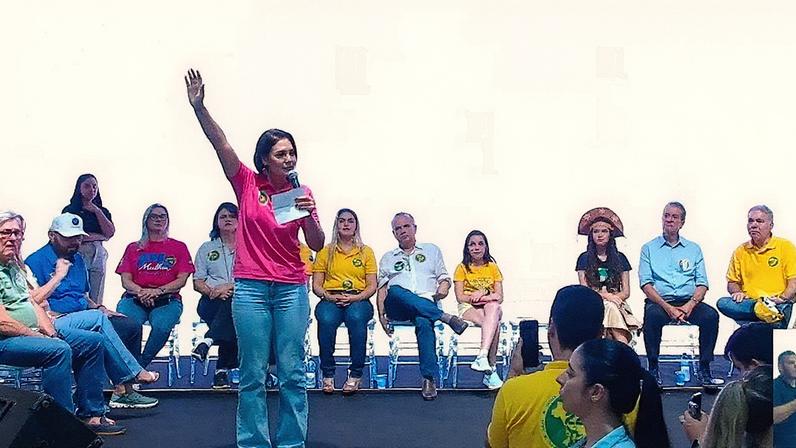 A ex-primeira-dama Michelle Bolsonaro durante encerramento do programa Rota 22 (Foto: Reprodução/Youtube)