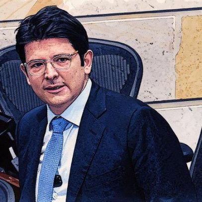 Adolescente é condenado a sete anos por assassinato de pré-candidato na Colômbia