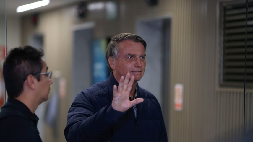 Jair Bolsonaro e Donald Trump estão em aliança para abalar instituições brasileiras (Foto: Wilton Júnior/Estadão)
