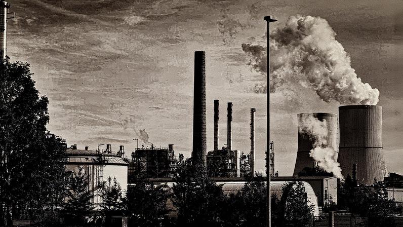 Emissão de gases (Foto: Pixabay)