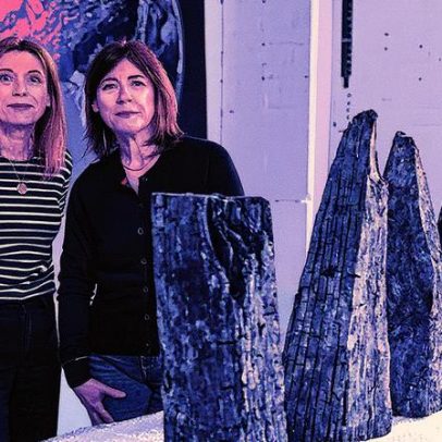 Artistas criam obras com madeira antiga encontrada em rio perdido de Londres