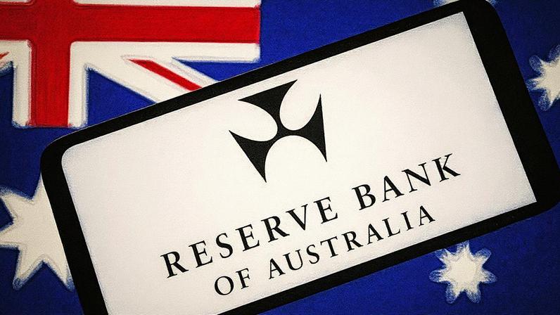 A autoridade monetária da Austrália disse na quarta-feira que a política monetária está restritiva, com a taxa de juros atual causando dor financeira para muitas famílias, mas não pode descartar um novo aperto, se necessário, para domar a inflação. (Foto: Pavlo Gonchar | Lightrocket | Getty Images)