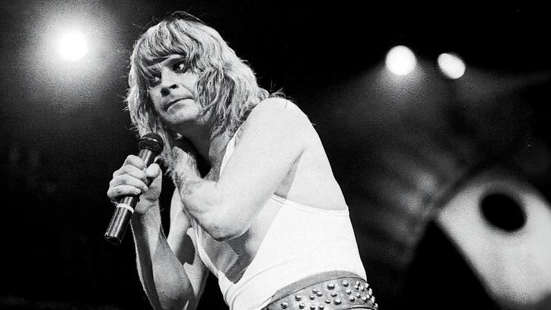 A exposição "’80s Rock: The Wildest Decade in Music" do Grammy Museum Mississippi conta a história de uma era subestimada. (Foto: Reprodução)