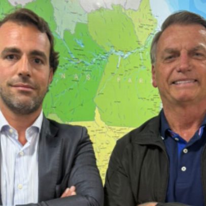 Bolsonaro se reúne com aliados e organiza bolão da Mega-Sena antes da prisão