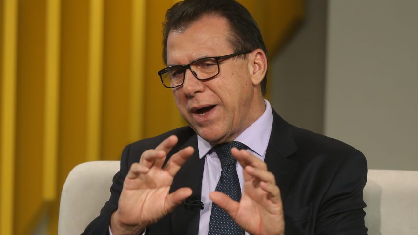 Moraes pede para Zanin marcar julgamento de ação em que Bolsonaro é réu (Foto: Reprodução)