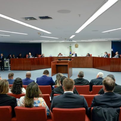 STF deve decidir sobre prisão de Bolsonaro com novo placar de 4 a 1 na 1ª Turma
