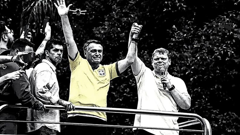 Ex-presidente Bolsonaro e governador de SP Tarcisio de Freitas em ato na Avenida Paulista (Foto: Reprodução YouTube)