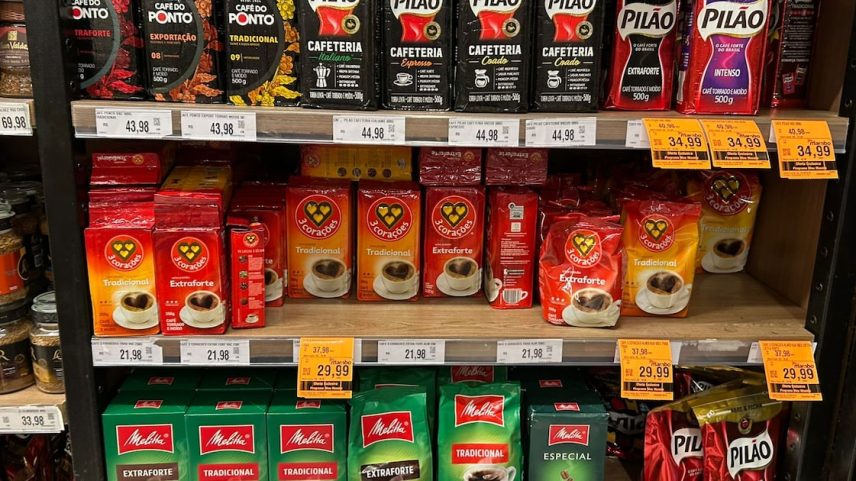 Preço do café começa a recuar nos supermercados de São Paulo (Foto: Márcia De Chiara/Estadão)