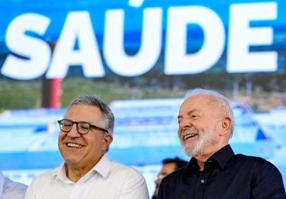Lula defende programa Mais Médicos após revogação de vistos por EUA