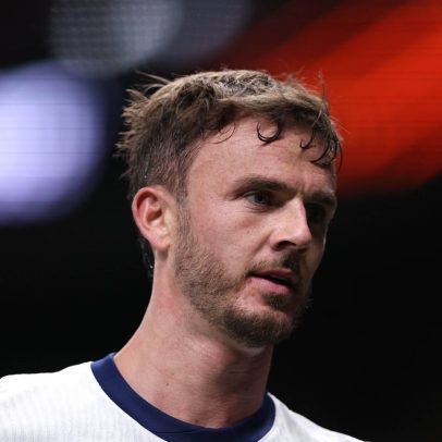 Maddison passa por cirurgia no joelho e Tottenham enfrenta crise para a temporada