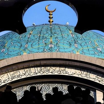 Estado malaio ameaça prender homens muçulmanos que faltarem às orações de sexta-feira