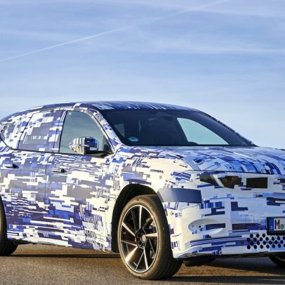 BMW lança SUV elétrico com 800 km de autonomia para competir com a Tesla