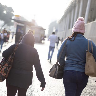 Frente fria provoca queda de até 12 graus e altera previsão do fim de semana no Rio