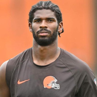 Shedeur Sanders se concentra na temporada de estreia enquanto pai enfrenta câncer