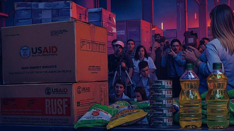 Ajuda humanitária para a Venezuela dentro de um armazém na cidade fronteiriça de Cúcuta (Colômbia), em uma imagem de fevereiro de 2019. (Foto: Elyxandro Cegarra/NurPhoto/Getty Images)