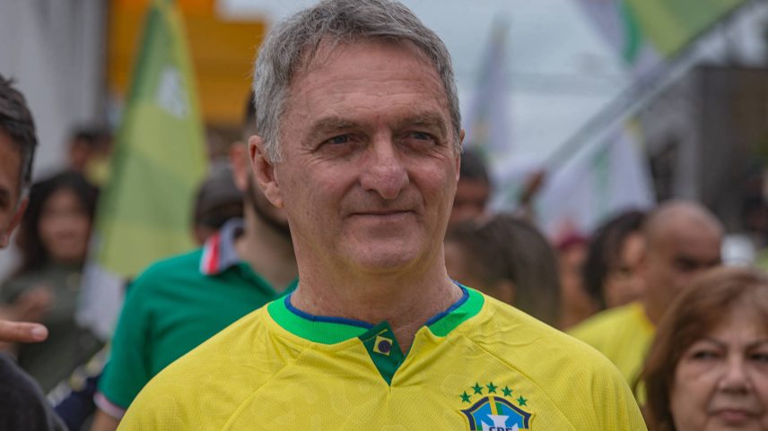 Renato Bolsonaro, irmão do ex-presidente Jair Bolsonaro, pode ser lançado pelo PL ao Senado no lugar de Eduardo Bolsonaro (Foto: Reprodução)