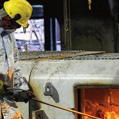 Usiminas registra queda de 20% na bolsa, mas analistas alertam sobre preços altos